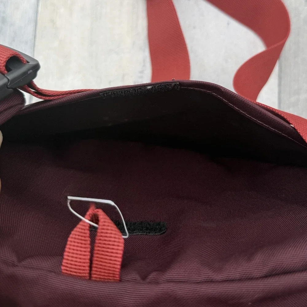 Mountain Smith Lumbar Pack Fanny Pack Burgundy Red Nylon Hiking Travel Crossbody